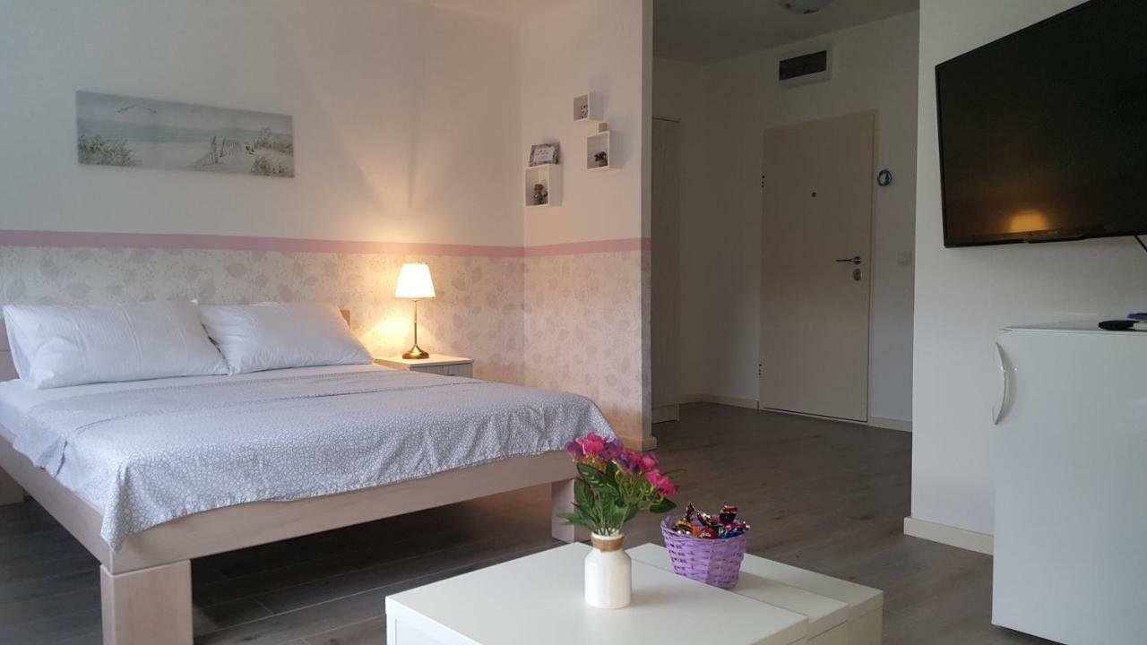 Apartmani Paku Belgrado Exterior foto